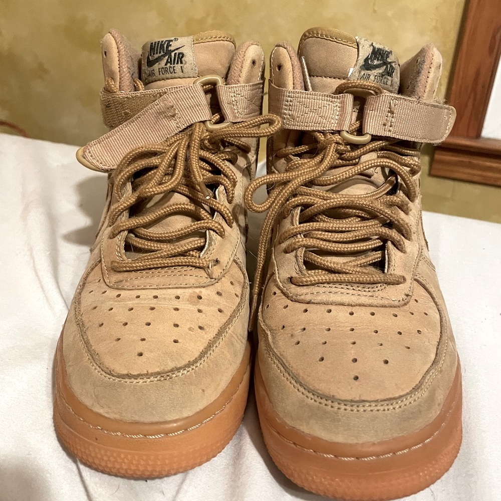 Nike Air High Top Sneakers